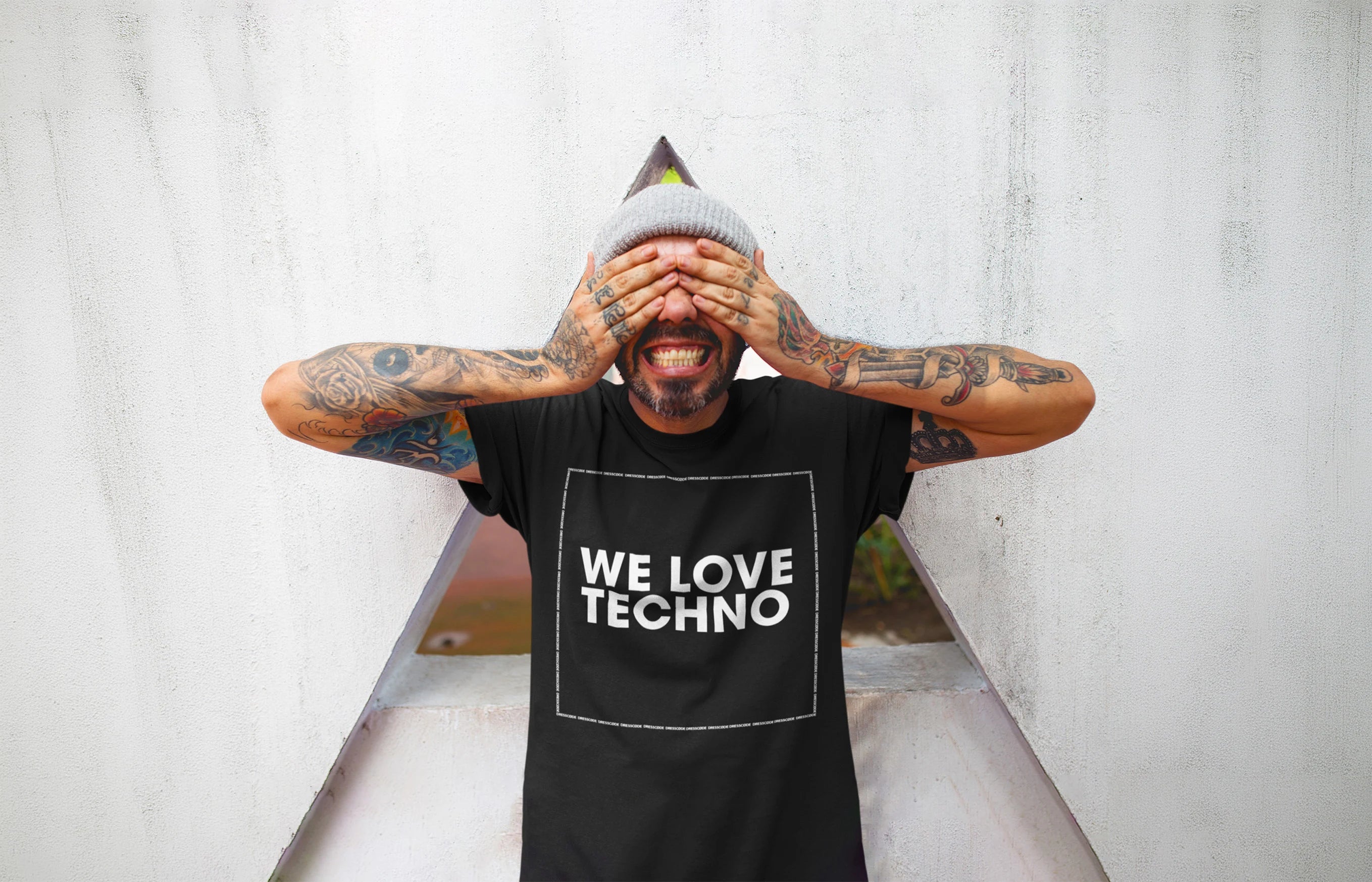 DRESSCØDE We Love Techno tee campaign